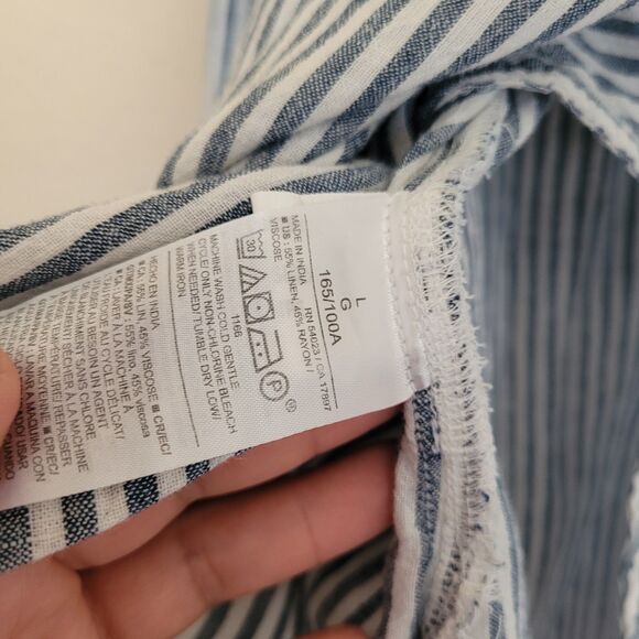 Old Navy Womens White Boyfriend Button Up Shirt Size Large Long Sleeve Pocket - Picture 5 of 6